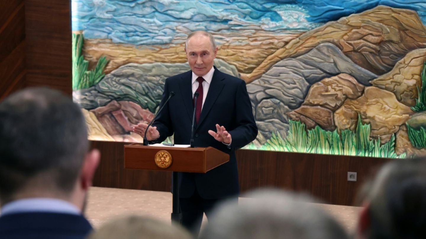 Putin: Rückzug der Ukraine Bedingung für Kampfende - US-Plan mögliche Verhandlungsbasis