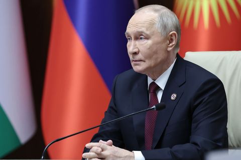Putin ist nach eigenen Angaben bereit, einen Verzicht auf einen Angriff gegen Europa schriftlich festzuhalten. Foto: Alexander K