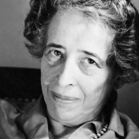 Hannah Arendt (1906 bis 1975), um das Jahr 1963: Damals wurde sie heftig für ihr Buch "Eichmann in Jerusalem. Ein Bericht von der Banalität des Bösen" über den Eichmann-Prozess kritisiert.