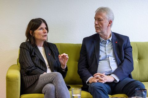 Die neue Verdi-Landesbezirksleiterin Marion Paul und ihr Vorgänger Michael Blug pochen auf die Ausweitung des Landestariftreuege