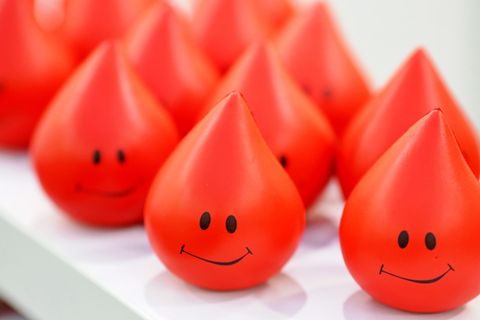 Eine Blutspende dauert etwa sieben bis zehn Minuten (Symbolbild). Foto: Jan Woitas/dpa-Zentralbild/dpa-tmn