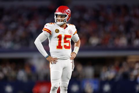 Droht mit den Kansas City Chiefs die Playoffs zu verpassen: Quarterback Patrick Mahomes Foto: Gareth Patterson/AP/dpa