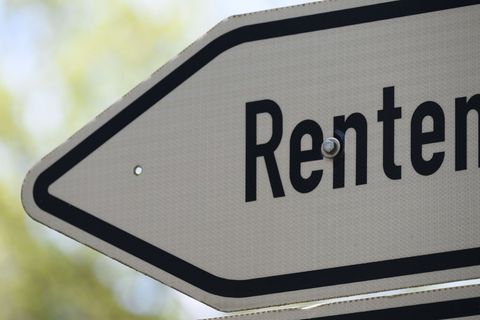 Die Koalition gelingt ein Durchbruch im Rentenstreit. (Archivfoto) Foto: Robert Michael/dpa