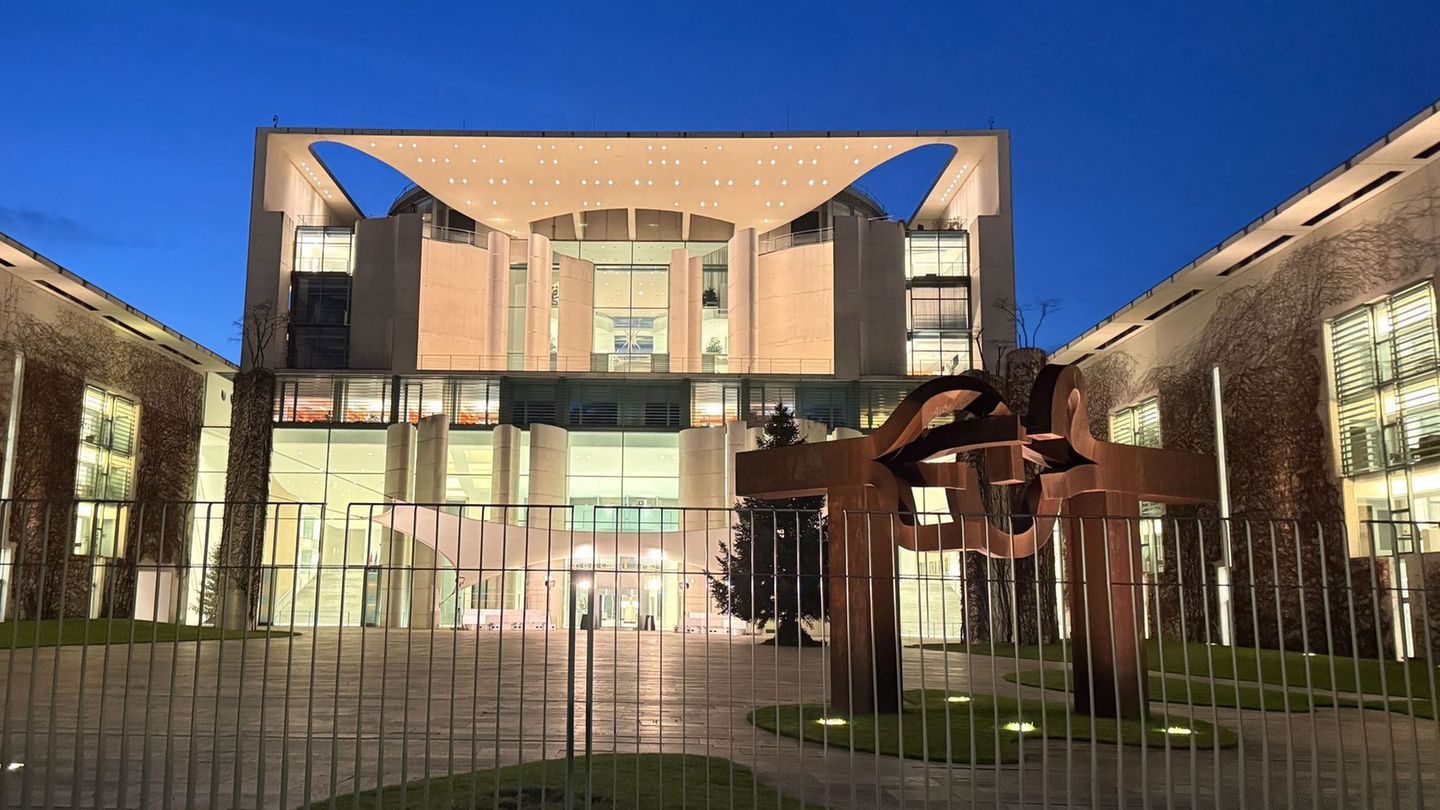 Im Kanzleramt tagte der Koalitionsausschuss stundenlang. Foto: Paul Zinken/dpa