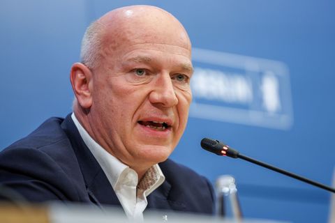 Wegner hielt ein leidenschaftliches Plädoyer für Olympia und Paralympics in der Hauptstadt. Foto: Andreas Gora/dpa