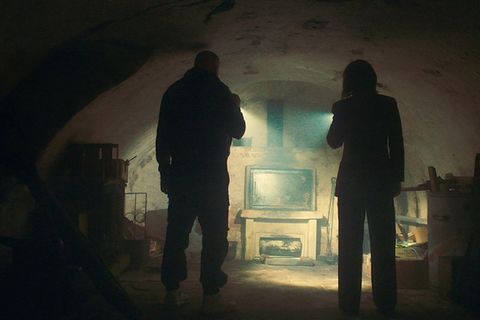 Hamza Kulina (Edin Hasanovic) und Maryam Azadi (Melika Foroutan, r.) im "Tatort: Licht".