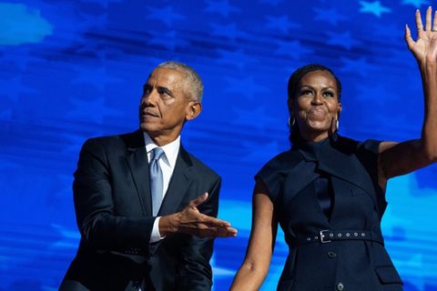 Barack und Michelle Obama wünschten allen ein schönes Thanksgiving.