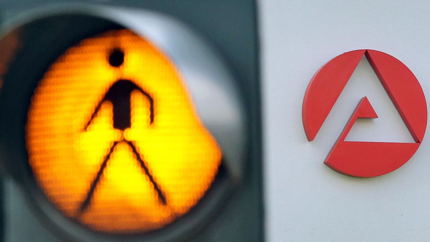 In Thüringen waren im November knapp 68.000 Männer und Frauen ohne Job. (Symbolbild) Foto: Jan Woitas/dpa-Zentralbild/dpa