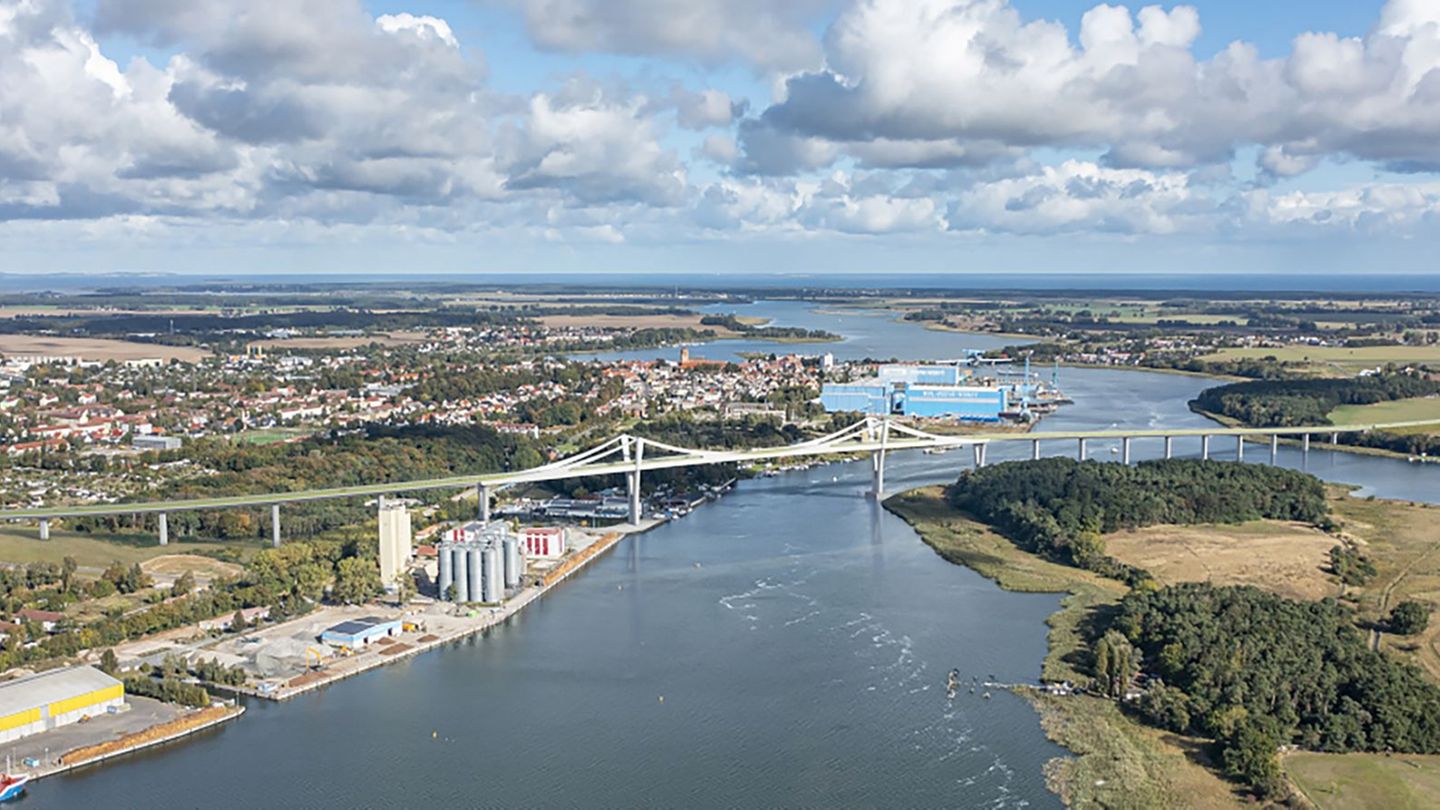 Peenebrücke Wolgast: Peenebrücke kommt: Bund gibt Finanzmittel frei