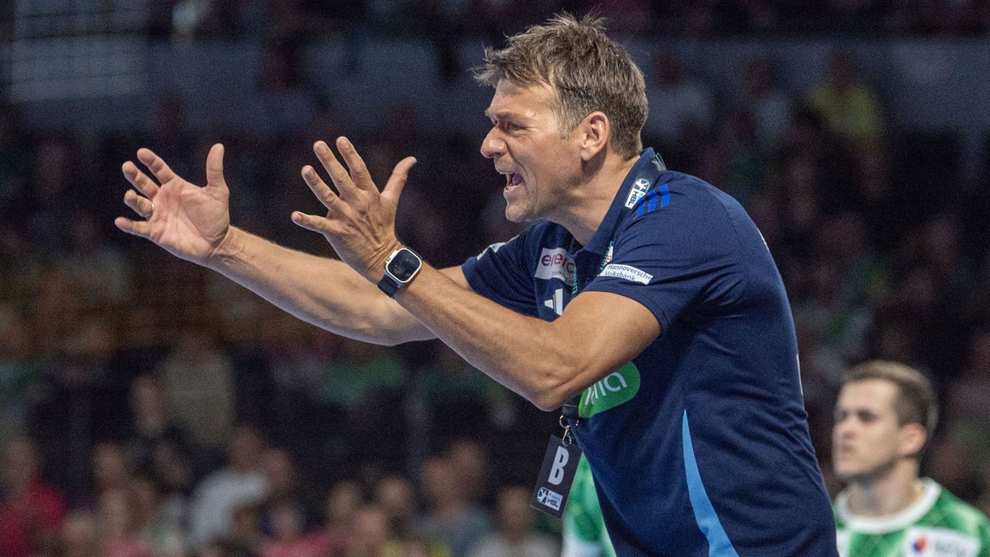 Trainer Christian Prokop wird die TSV Hannover-Burgdorf am Ende der Saison verlassen. Foto: Sebastian Räppold/Sportfoto Matthias