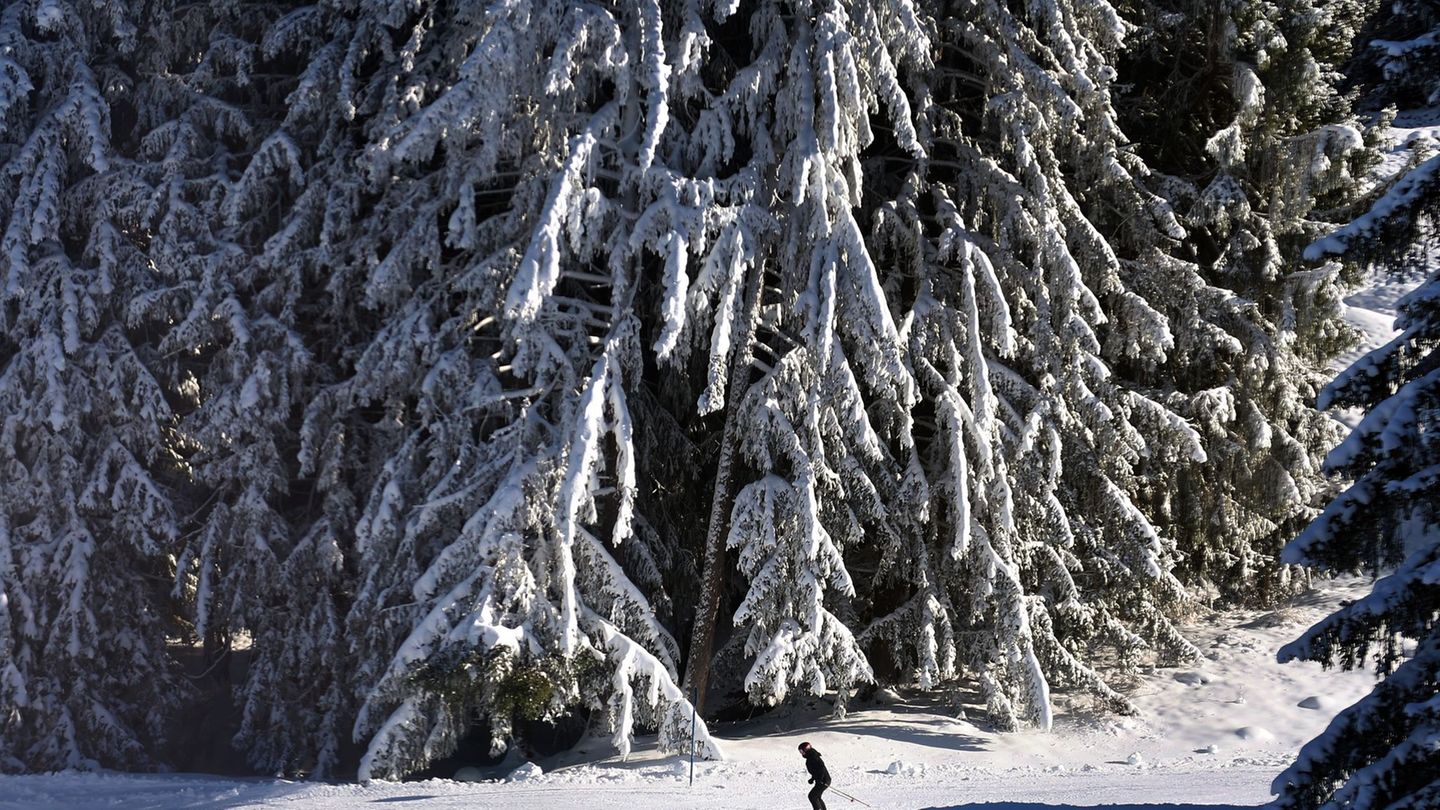 Die niedrigen Temperaturen samt Schneefall im Allgäu ließen zuletzt einen frühen Start in die Skisaison zu. (Archivbild) Foto: K