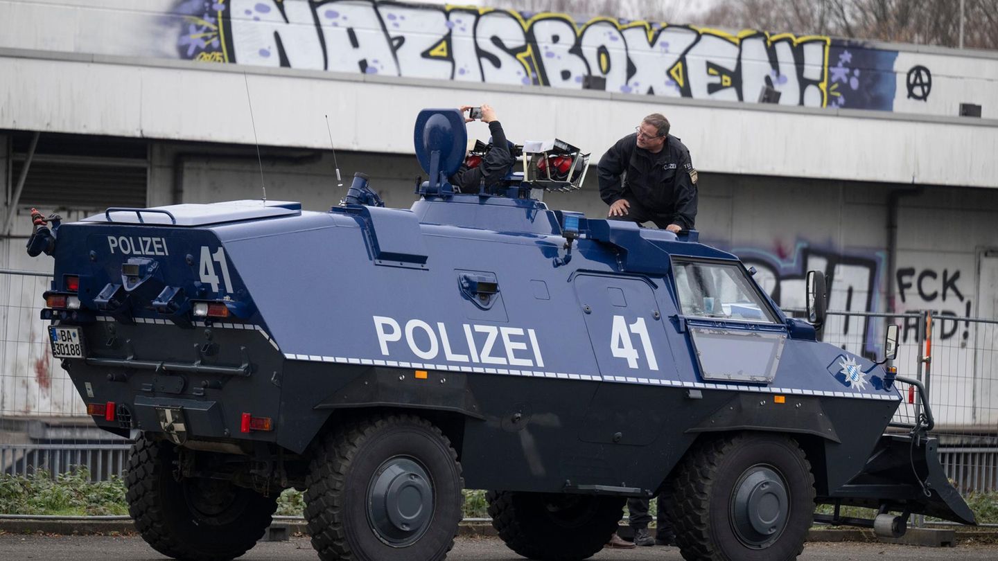 Gründung von AfD-Jugendverband: Tausende Polizisten und angekündigte Blockaden: Gießen im Ausnahmezustand