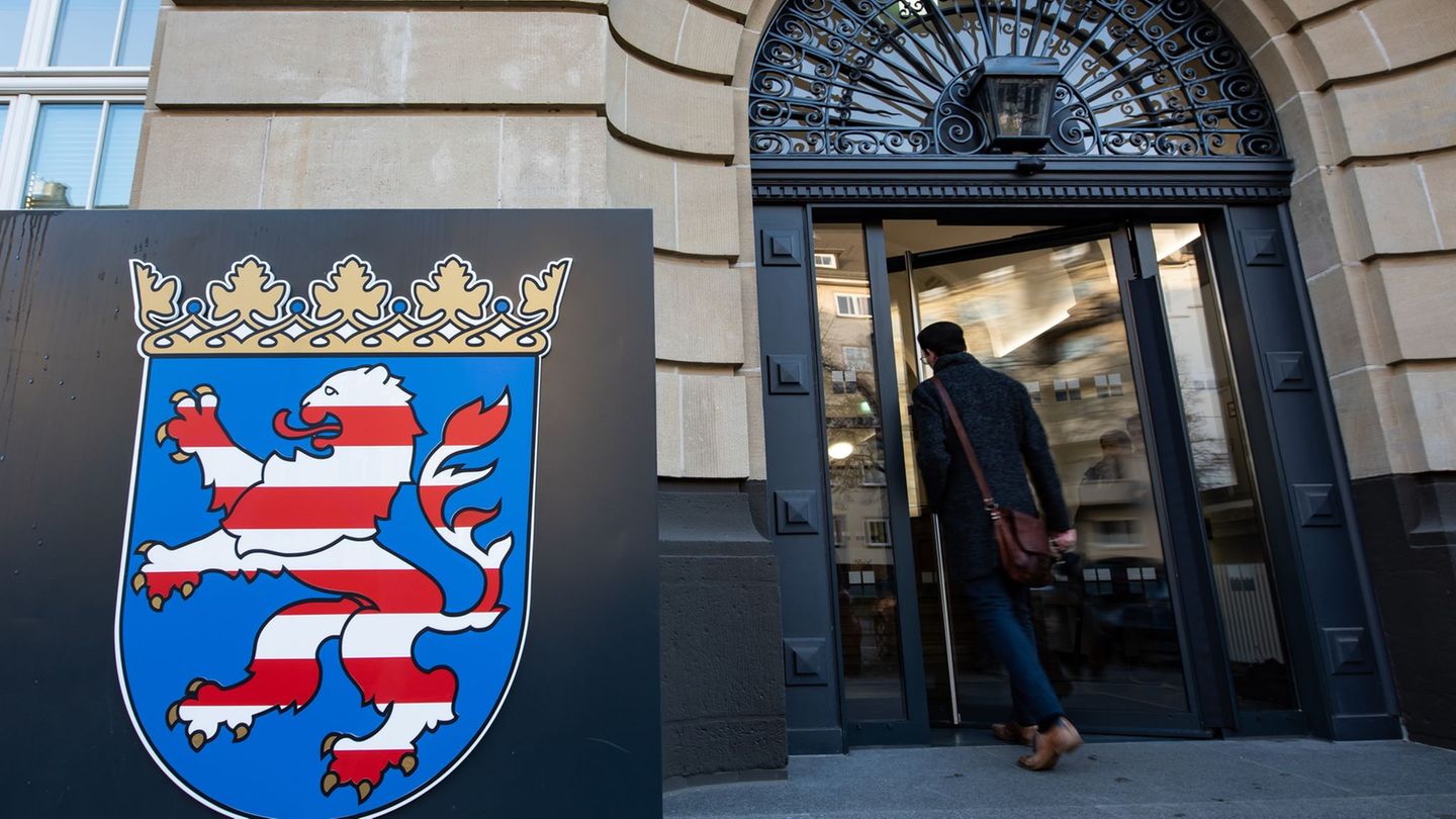 Der Verwaltungsgerichtshof entschied zu gleich mehreren Eilanträgen. (Archivfoto) Foto: Swen Pförtner/dpa