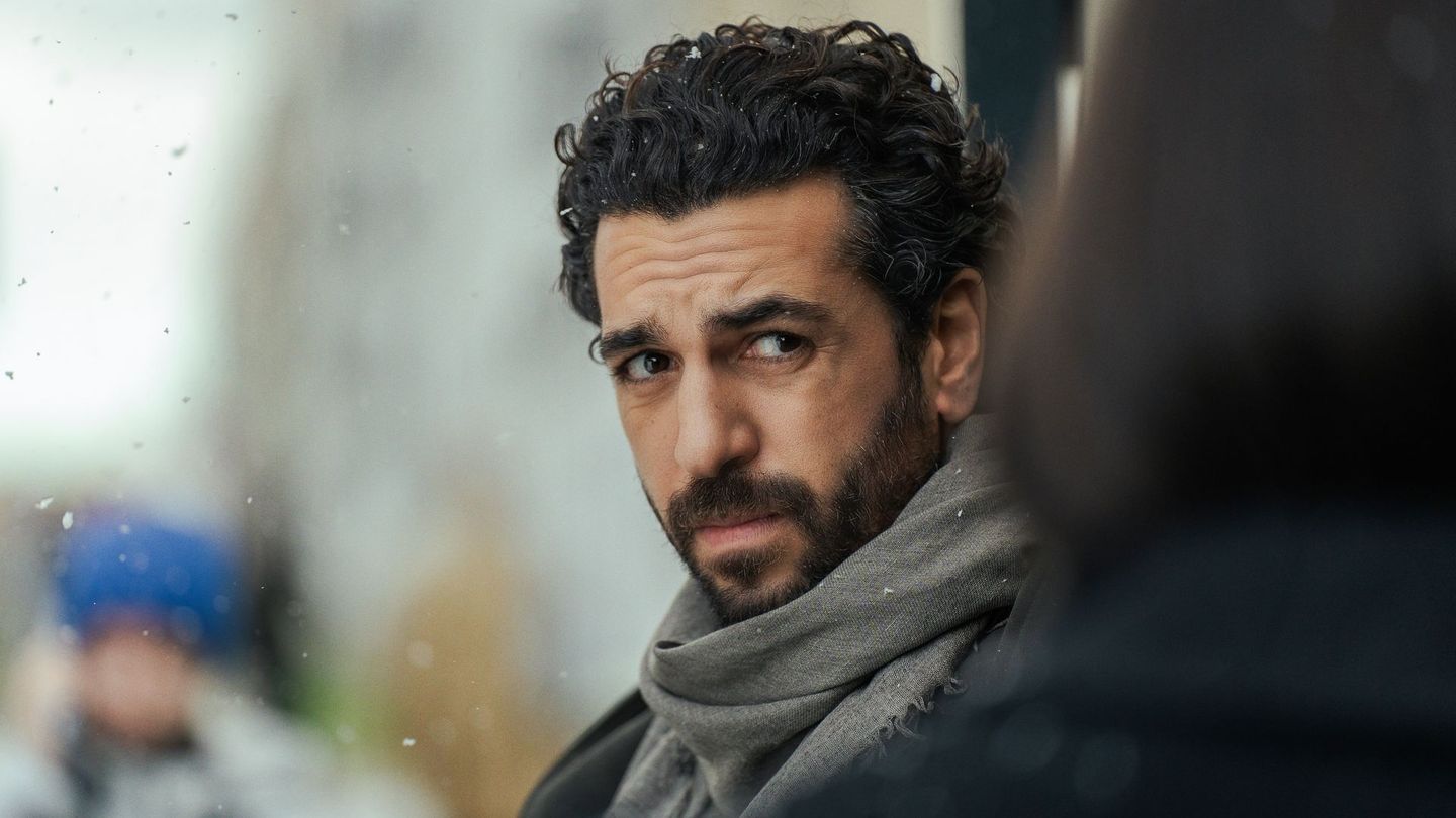 In der Rolle des geheimnisvollen Nachbarn Rahid ist bei "Smillas Gespür für Schnee" auch Elyas M'Barek mit von der Partie.