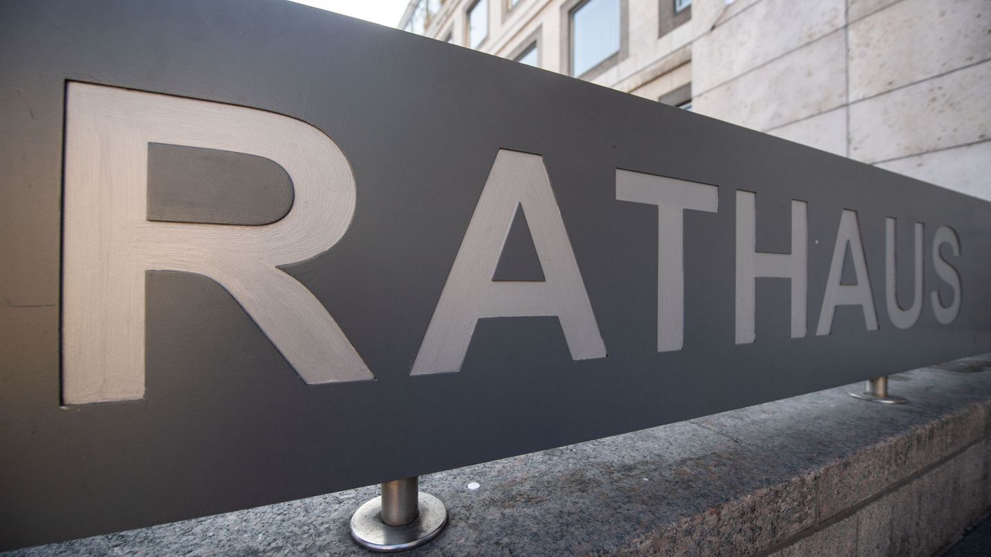 Dienstunfähigkeit: Zahl dienstunfähiger Beamter in Baden-Württemberg steigt an