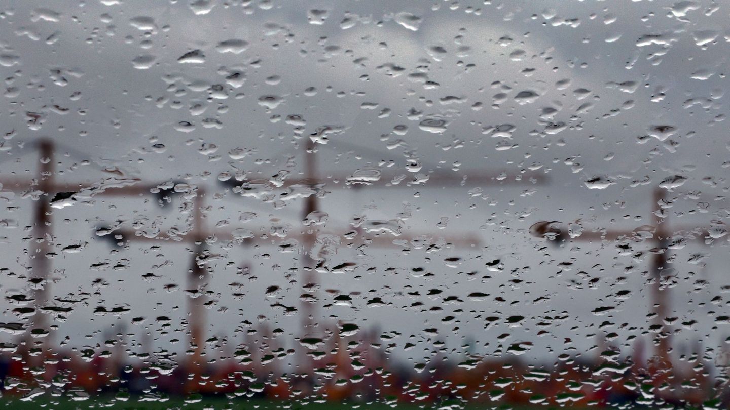 Deutschlands Mittelständler blicken pessimistischer nach vorn als noch im Frühjahr. (Symbolbild) Foto: Karl-Josef Hildenbrand/dp