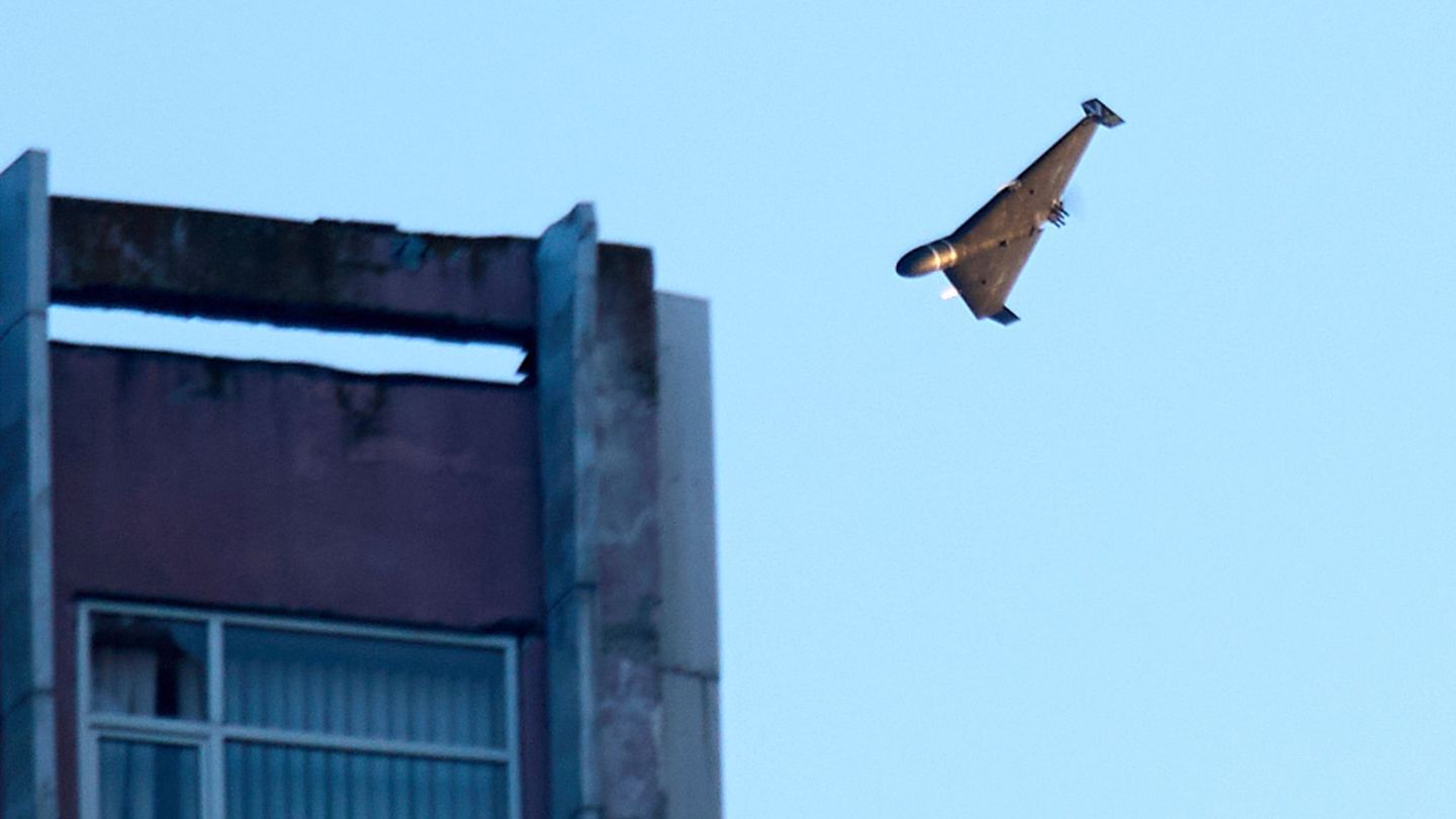 Ukraine-Krieg: Neue Luftangriffe auf Kiew - Einschläge in Wohnhäusern