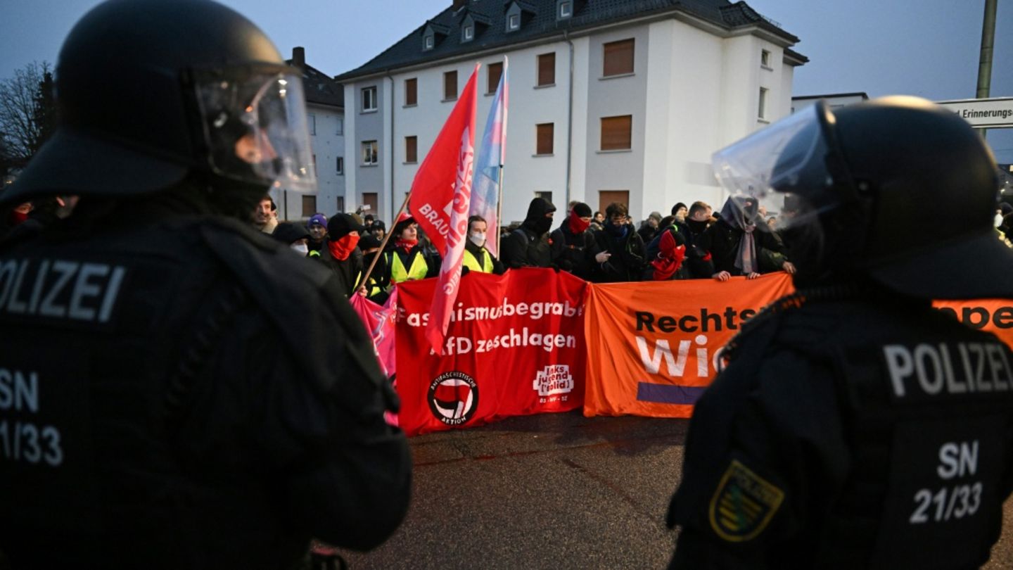 Neue AfD-Jugend: Beginn von Gründungstreffen verzögert sich wegen Protesten