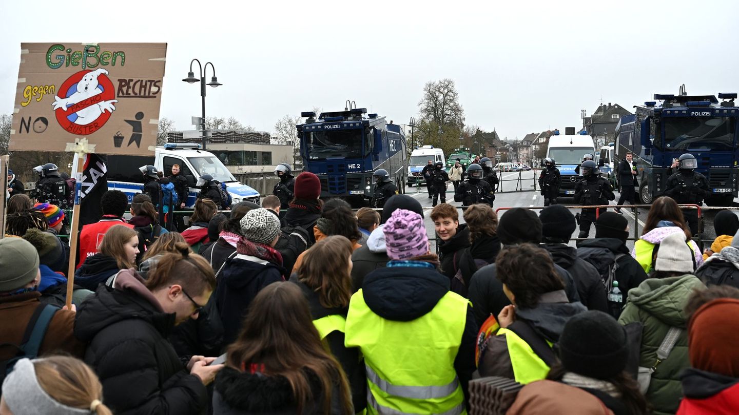 Gießen: Verletzte bei Protesten gegen AfD-Jugendversammlung