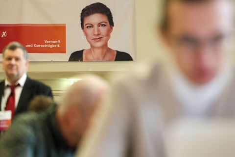 Wohin steuert das BSW in Sachsen-Anhalt? Auf einem Sonderparteitag wurden Teile des Vorstands abgewählt. Foto: Peter Gercke/dpa