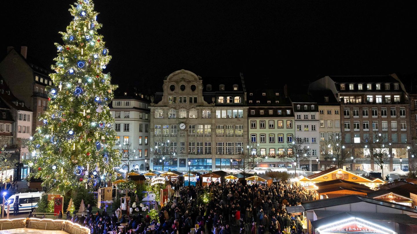 Frankreich-Pistole-nahe-Stra-burger-Weihnachtsmarkt-entdeckt