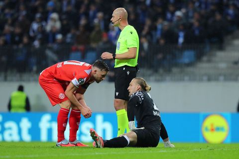 Das tut weh: Robin Zentner fällt verletzt aus. Foto: Constantin Stefan/dpa