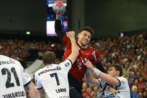 Marko Grgic und die SG Flensburg-Handewitt hatten den VfL Gummersbach zu Gast. Foto: Michael Hundt/dpa