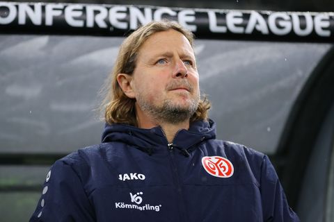 Mainz-Trainer Bo Henriksen muss beim SC Freiburg definitiv auf Dominik Kohr und Nadiem Amiri verzichten. Foto: Constantin Stefan