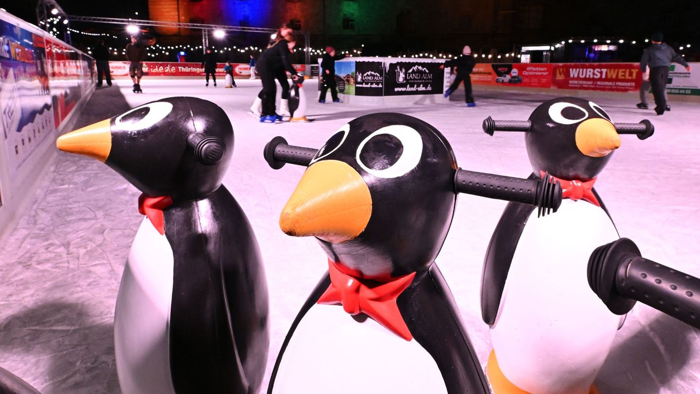 Wintervergnügen: Kufen anschnallen und losflitzen - Eislaufen in Thüringen