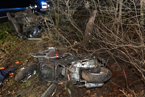 Die Polizei ermittelt zu den Hintergründen des Unfalls. Foto: Foto Bludau/dpa