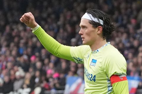 Sieg zum Geburtstag: Fabian Reese beschenkt sich mit dem nächsten Dreier. Foto: Marcus Brandt/dpa