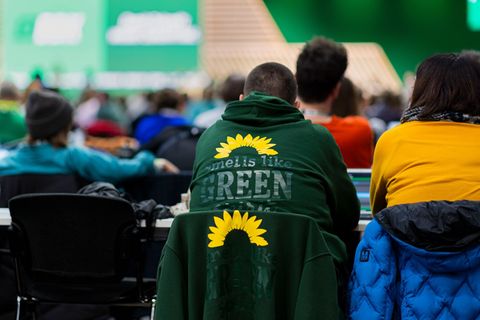 Die Grünen sehen sich in stürmischen Zeiten. Foto: Michael Matthey/dpa