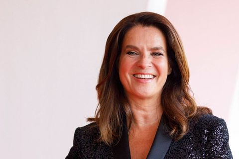 Katarina Witt blickt mit fast 60 Jahren zufrieden auf ihr Leben zurück und betont, dass sie mit nichts hadere.