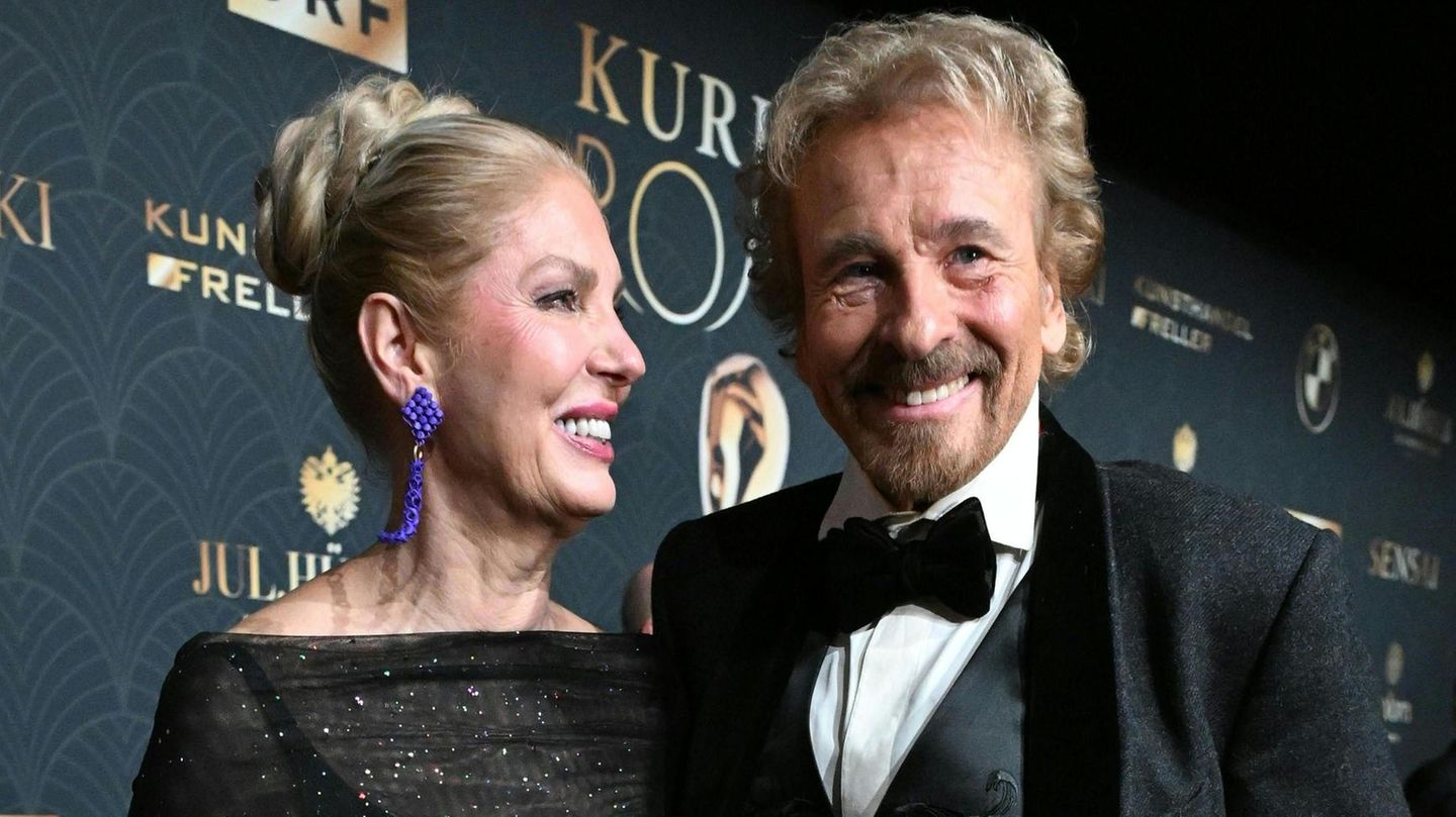 Thomas Gottschalk mit Frau Karina Mroß bei Verleihung der österreichischen Film- und Fernsehpreise "Romy"