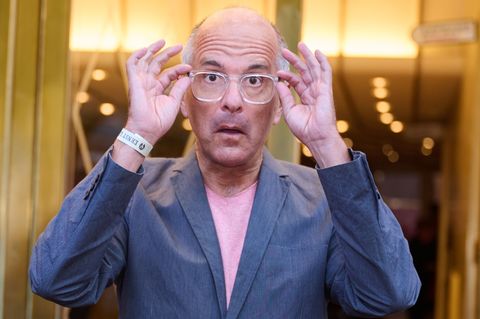 Christoph Maria Herbst kann Parallelen zwischen seiner Figur Bernd Stromberg und Bundeskanzler Friedrich Merz erkennen. (Archivb