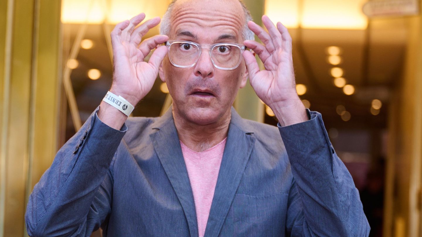 Christoph Maria Herbst kann Parallelen zwischen seiner Figur Bernd Stromberg und Bundeskanzler Friedrich Merz erkennen. (Archivb