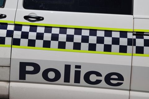 Ein Auto der Polizei in Australien als Symbolbild für Ermittlungen gegen einen Kinderpornografie-Ring