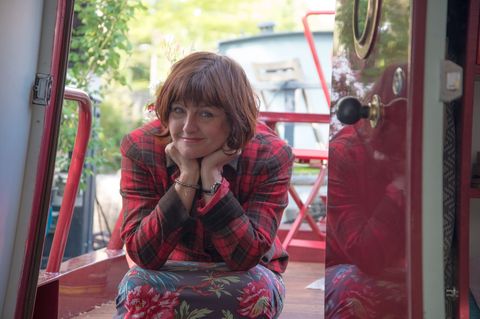 Ihr schillernder Stil brachte Farbe ins graue Westminster: Annette Dittert. (Handout) Foto: Paulo Ricca/Annette Dittert/dpa