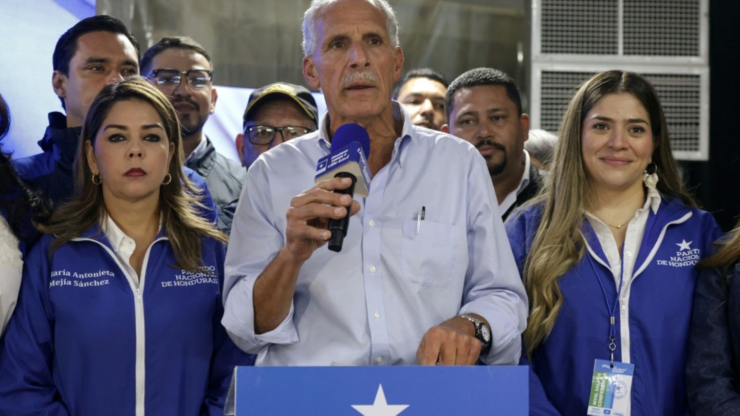 Nasry Asfura in Tegucigalpa