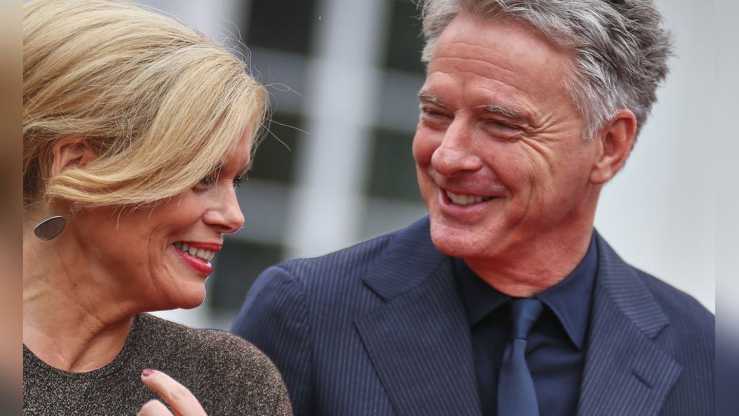 Julia Klöckner und Jörg Pilawa strahlen bei ihrem ersten gemeinsamen Auftritt Anfang Oktober.