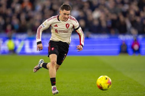 Florian Wirtz bekomme in Liverpool selten den Ball, behauptet Uli Hoeneß