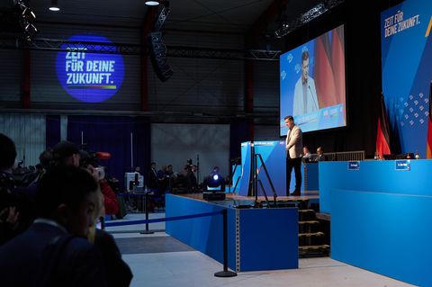 Jean-Pascal Hohm, Chef der neuen AfD Jugendorganisation «Generation Deutschland», spricht auf der Gründungsveranstaltung