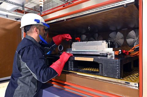 Die Elektrotechnik-Branche verzeichnete mit einem Umsatzwachstum von 49 Prozent den größten Zuwachs in Thüringen. (Symbolbild) F