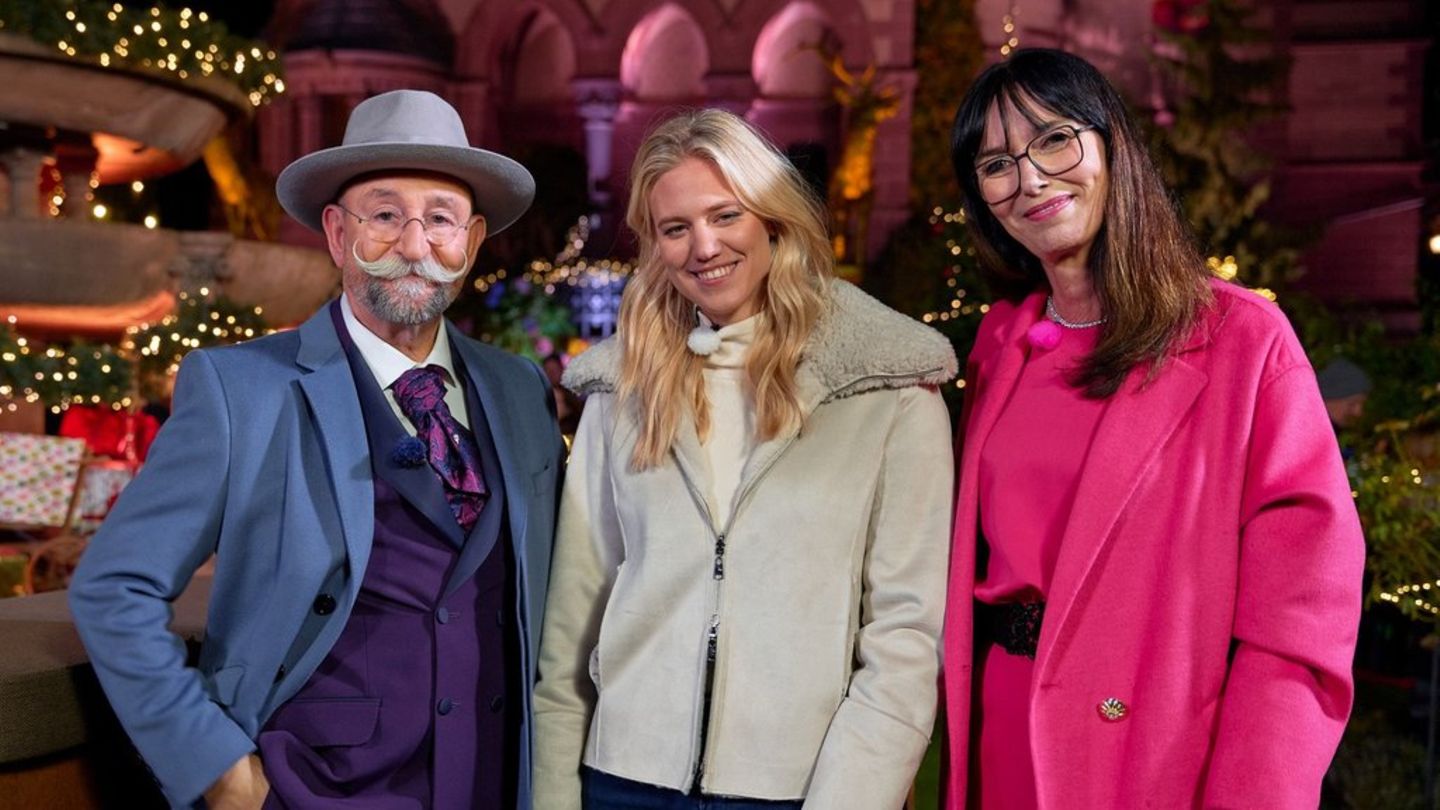 Horst Lichter, Larissa Marolt und Heide Rezepa-Zabel in der Primetime- Ausgabe von "Bares für Rares".