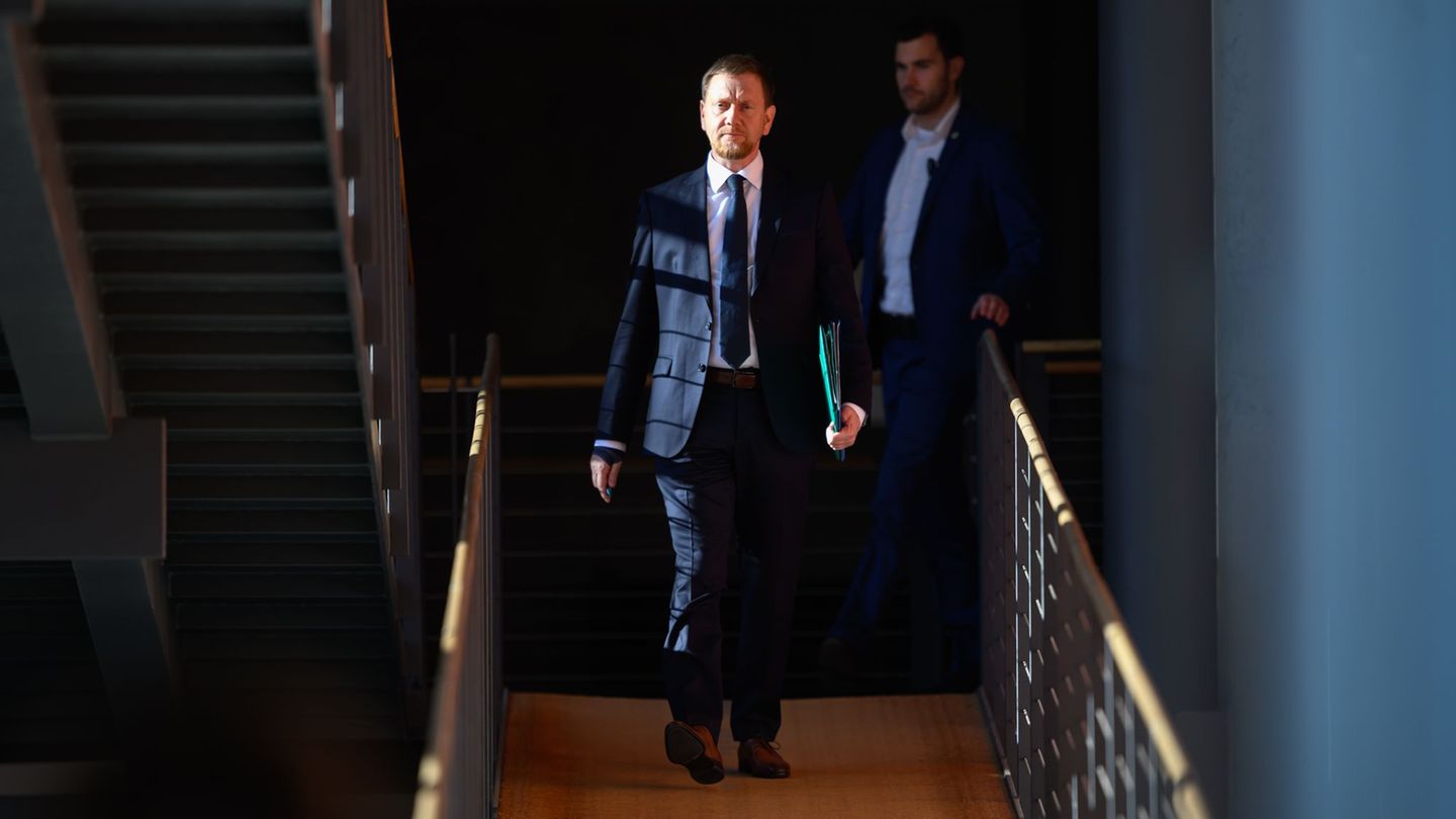 Ryanair fliegt Sachsen derzeit nicht an. In Dresden und Leipzig hofft man dennoch auf ein Comeback (Archivbild) Foto: Robert Mic