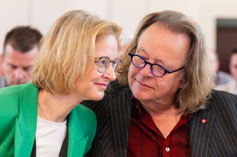 Katja Wolf und Gernot Süßmuth führen das Thüringer BSW als Doppelspitze. Vor dem Besuch des Bundeskanzlers kritisieren sie die R