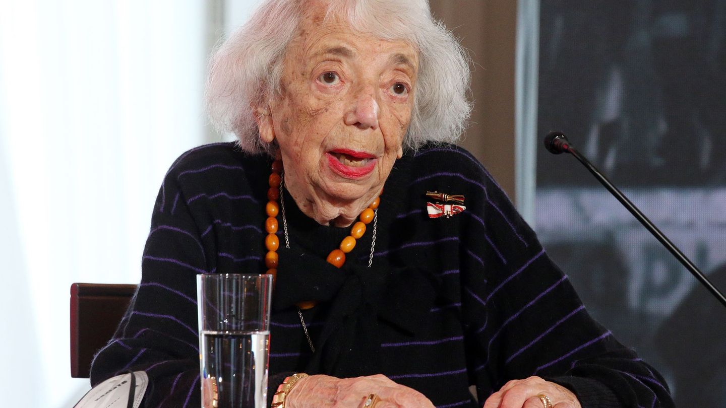 Margot Friedländer ist am 9. Mai 2025 im Alter von 103 Jahren in Berlin gestorben. Foto: Wolfgang Kumm/dpa Pool/dpa