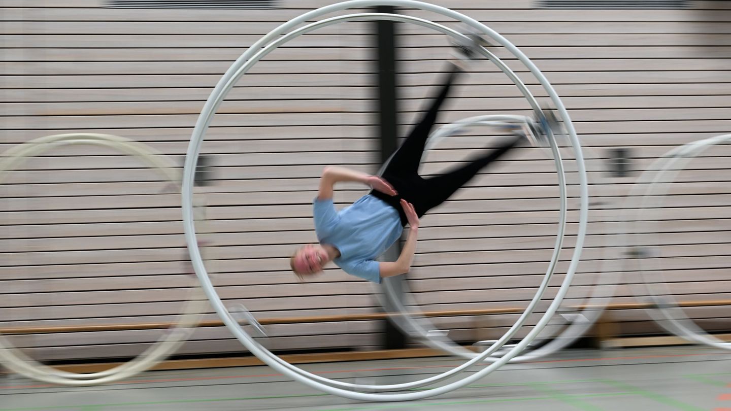Ein Gefühl der Schwerelosigkeit. Foto: Arne Dedert/dpa
