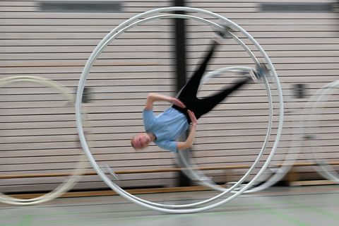 Ein Gefühl der Schwerelosigkeit. Foto: Arne Dedert/dpa