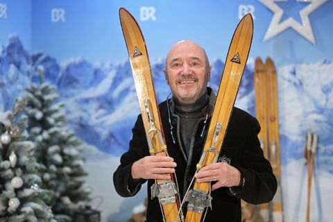 Ex-Skirennfahrer Christian Neureuther verschenkt an Weihnachten Gegenstände in Erinnerung an seine verstorbene Frau. Foto: Malin